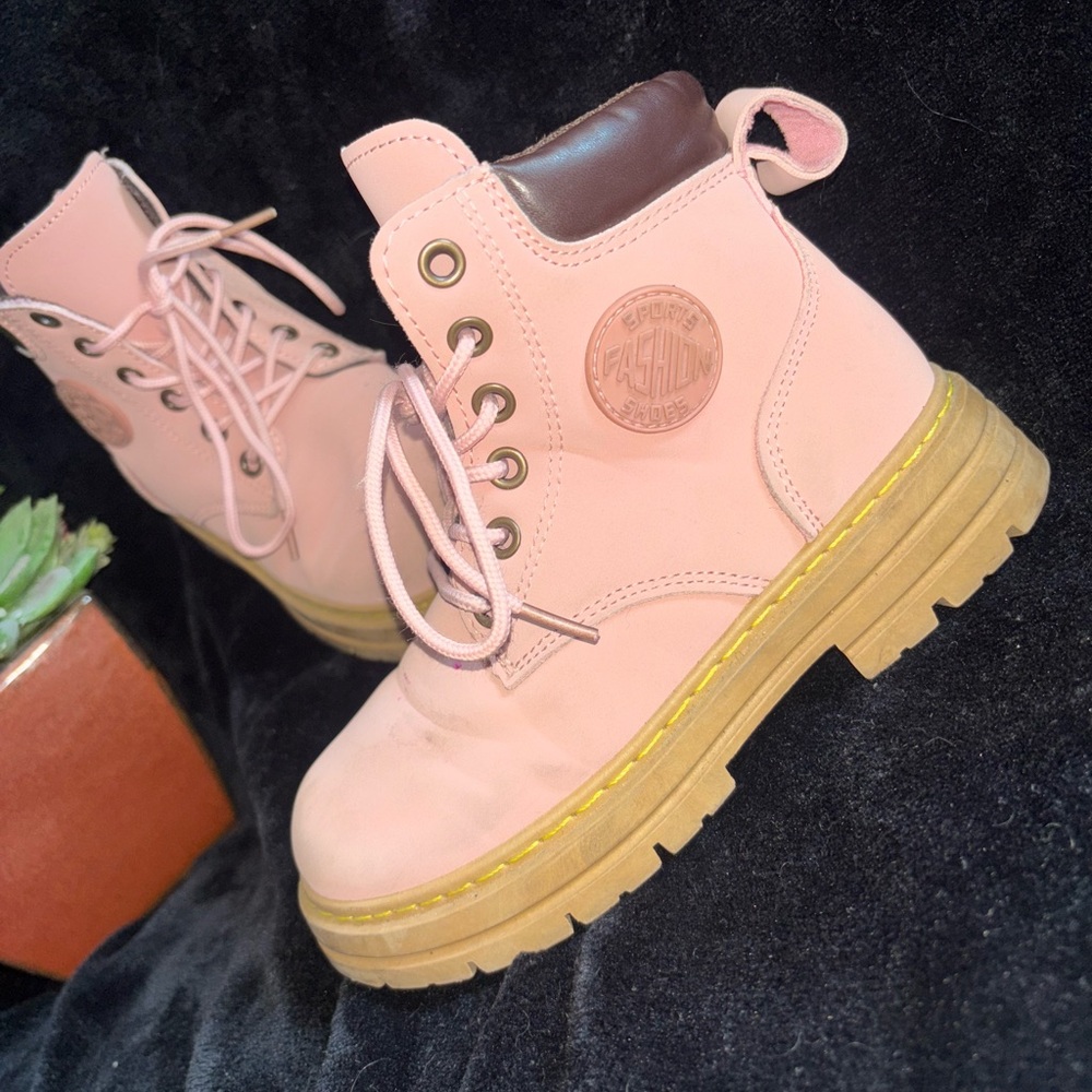 ✨ Pink Kids Combat Boots – Size 31 (Approx. US 13 Kids)